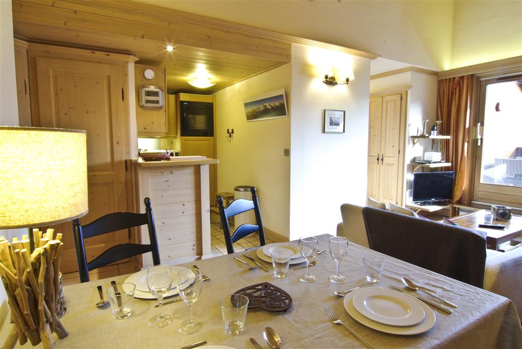 3 rooms (2 bedrooms) - Residence CHALETS DU SAVOY - ref VOLGA - 2