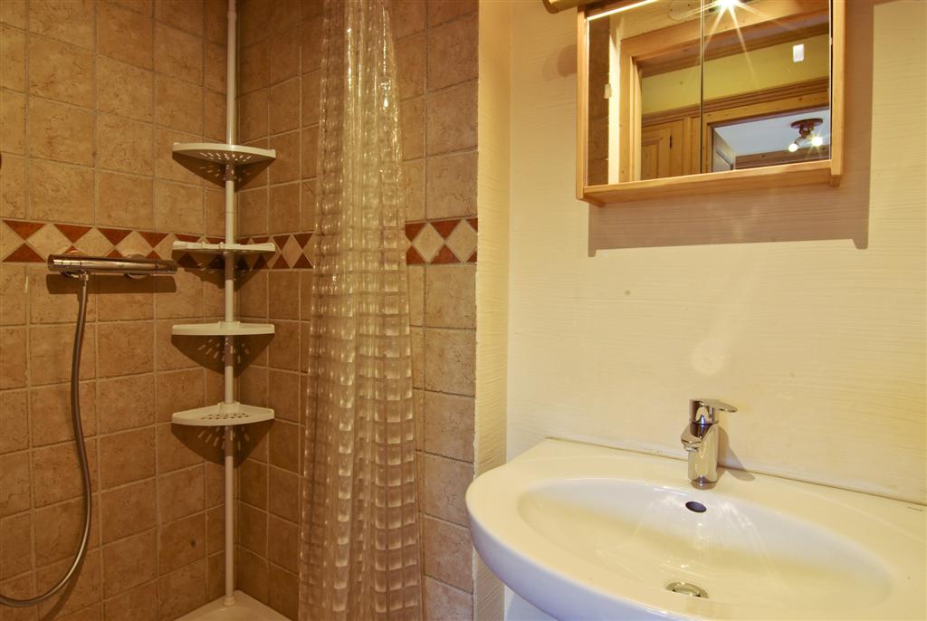 3 rooms (2 bedrooms) - Residence CHALETS DU SAVOY - ref VOLGA - 8
